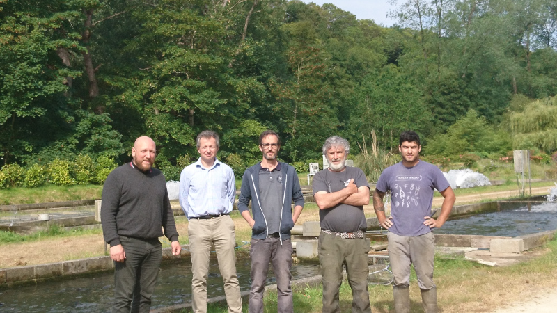 Une partie de l'équipe en visite chez un utilisateur
